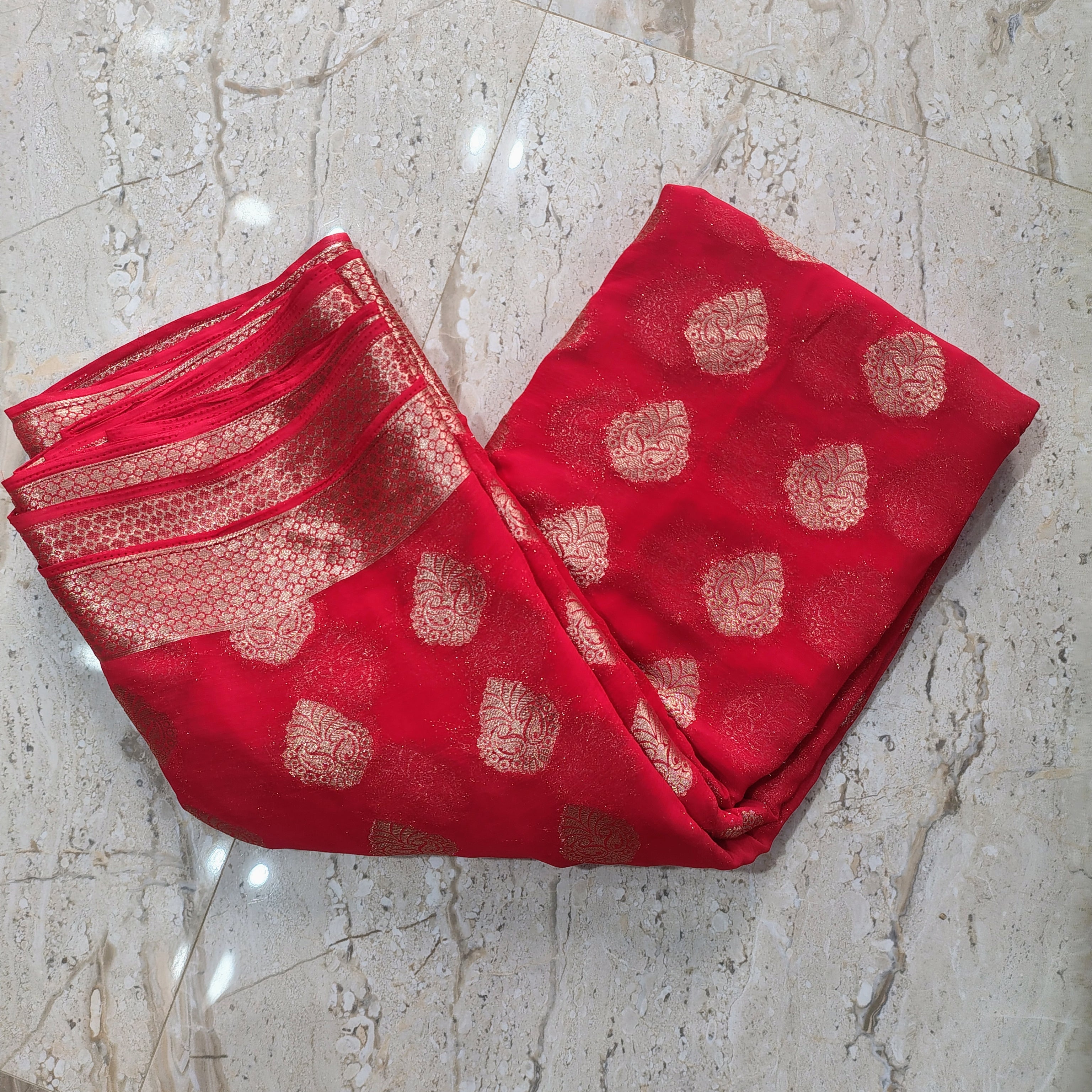 Red Georgette Saree – Elegance That Turns Heads