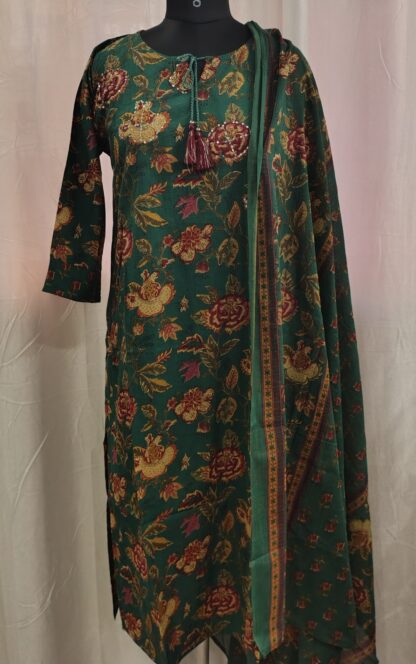 Green Cotton Kurti Set – Elegant & Comfortable