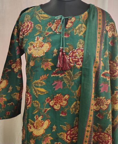 Green Cotton Kurti Set – Elegant & Comfortable - Image 2